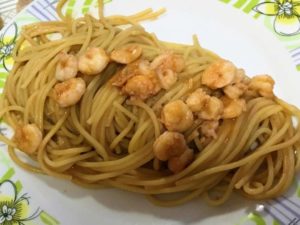 Spaghettino Carla Latini con gamberetti, cotto nella bisque