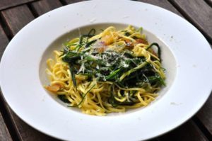 Tajerin piemontesi con agretti e guanciale